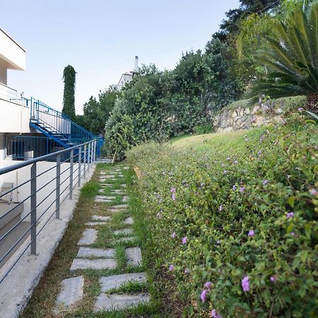 Mondello Addaura Addisio Suite Palermo Exterior photo