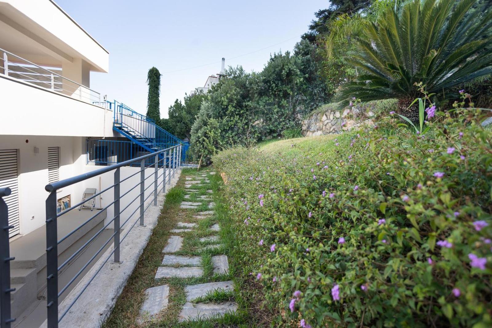 Mondello Addaura Addisio Suite Palermo Exterior photo